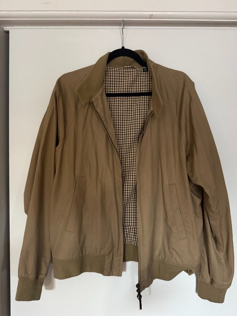 UNIQLO Unisex Cream and Tan Jacket